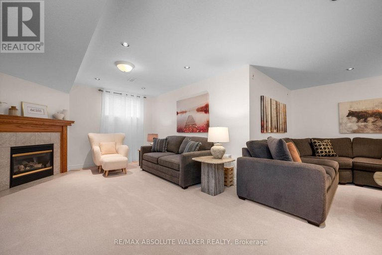 29633386/831-scala-avenue/notting-hillsummerside/ottawa/ontario/K4A4M2_37