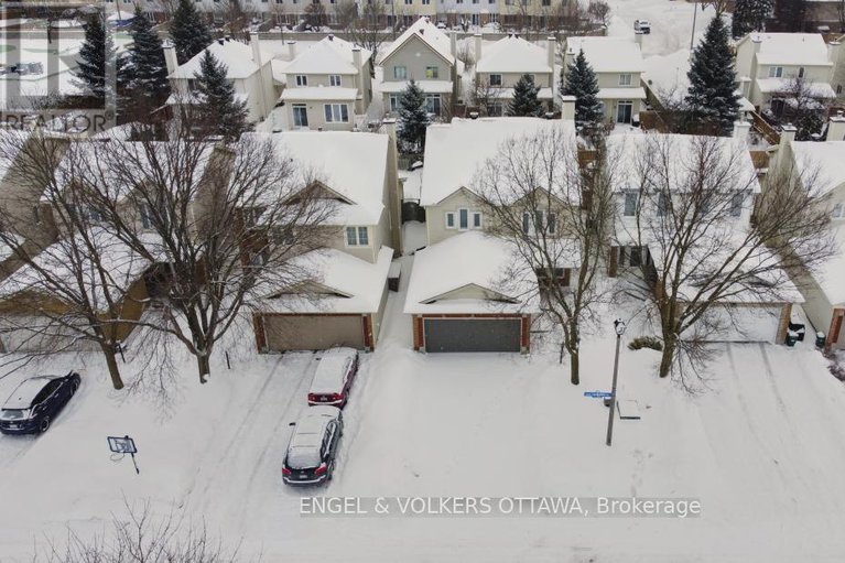 29360554/123-longshire-circle/longfields/ottawa/ontario/K2J4L1_34