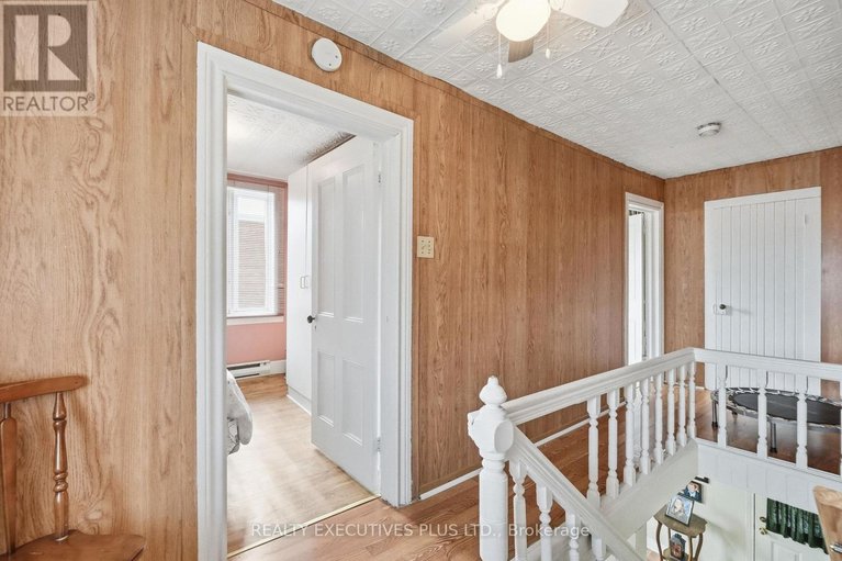 29596736/3721-champlain-street/clarencerockland-twp/clarence-rockland/ontario/K0A1E0_19