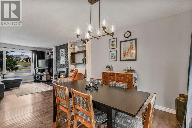 28986698/502-lalonde-street/town-of-rockland/clarence-rockland/ontario/K4K1B1_11