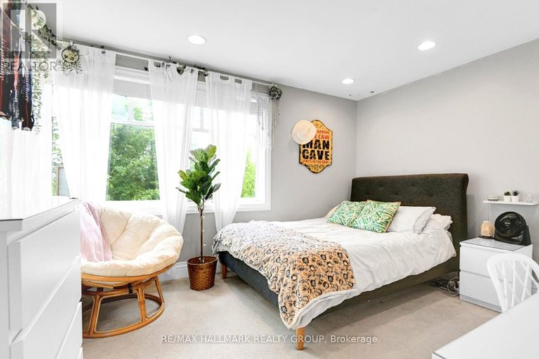 29311910/23-davidson-drive/rothwell-heights/ottawa/ontario/K1J6L7_20