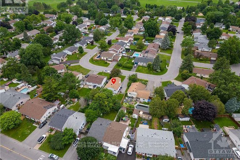 28768216/29-courtney-road/glencairnhazeldean/ottawa/ontario/K2L1M1_29
