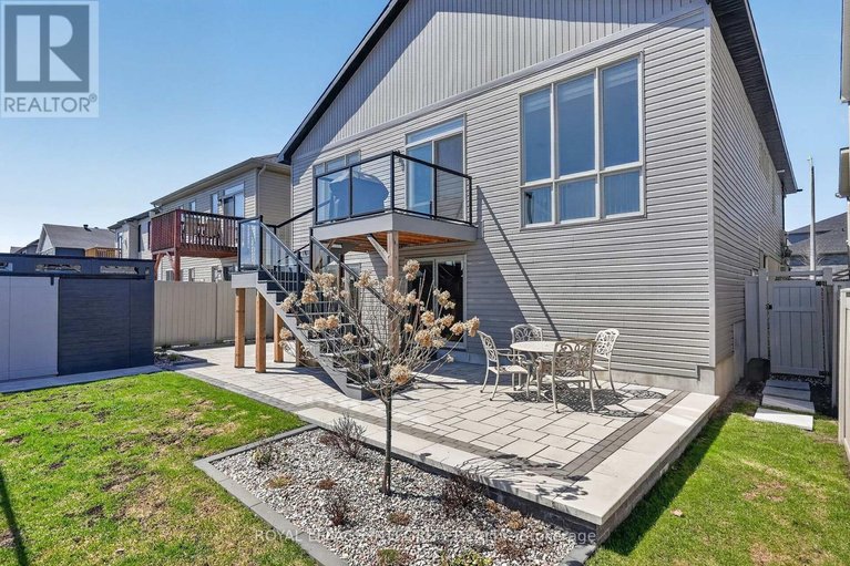 29648625/724-parade-drive/stittsville-south/ottawa/ontario/K2S0Z4_44