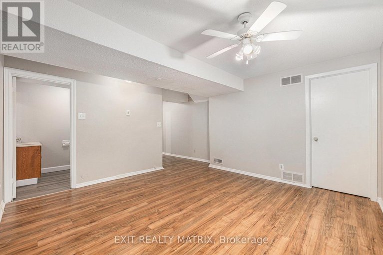 29131271/23-pickford-drive/katimavik/ottawa/ontario/K2L2C1_26