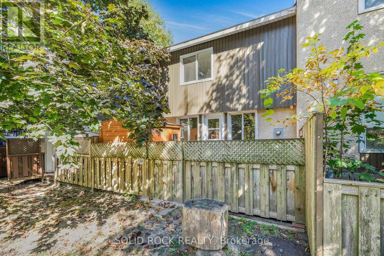 28982760/1394-lassiter-terrace/beaconwood/ottawa/ontario/K1J8N3_29