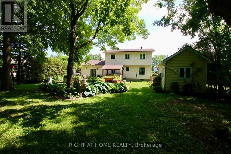 28520317/159-dunlop-crescent/village-of-russell/russell/ontario/K4R1B3_30