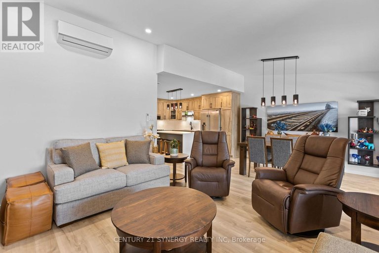 29613136/710-360-montee-outaouais-street/town-of-rockland/clarence-rockland/ontario/K4K0N3_20