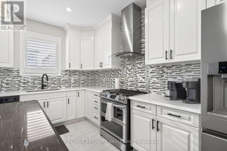 29303301/1008-manege-street/stittsville-south/ottawa/ontario/K2S0Y7_16