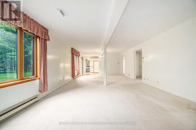 28361032/2411-overdale-drive/cumberland-ridge/ottawa/ontario/K4C1B8_31