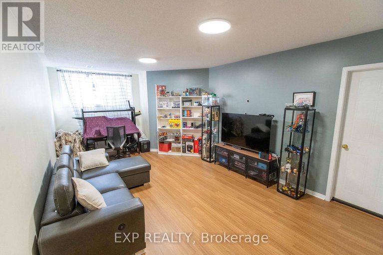 29000780/54-sheppards-glen-avenue/emerald-meadowstrailwest/ottawa/ontario/K2M2M9_25