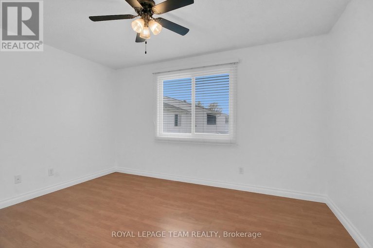 29645242/d-30-black-forest-lane/arbeatha-park/ottawa/ontario/K2H5C8_39