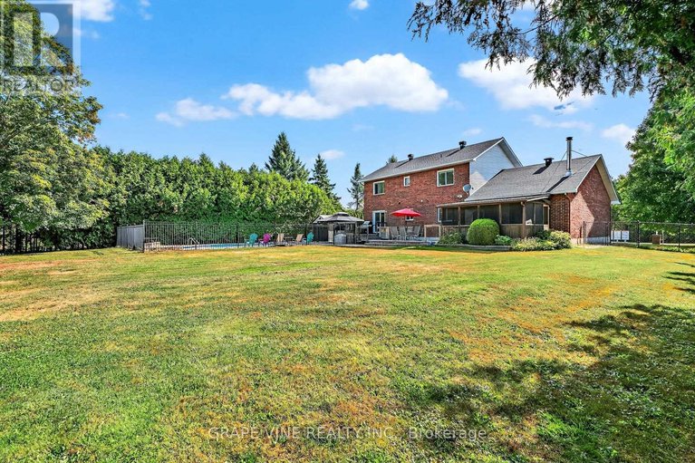 28888059/1366-cornfield-crescent/greely/ottawa/ontario/K4P1E6_34