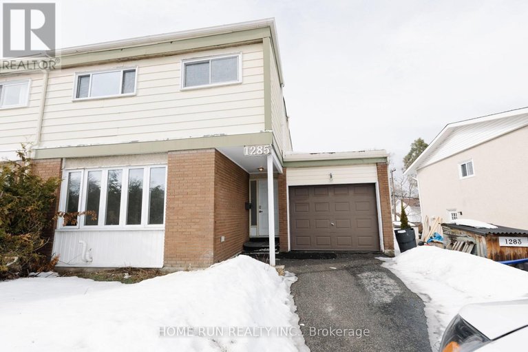 29472540/1285-meadowland-drive/borden-farmstewart-farmcarleton-heightsparkwood-hills/ottawa/ontario/K2E6K4_1