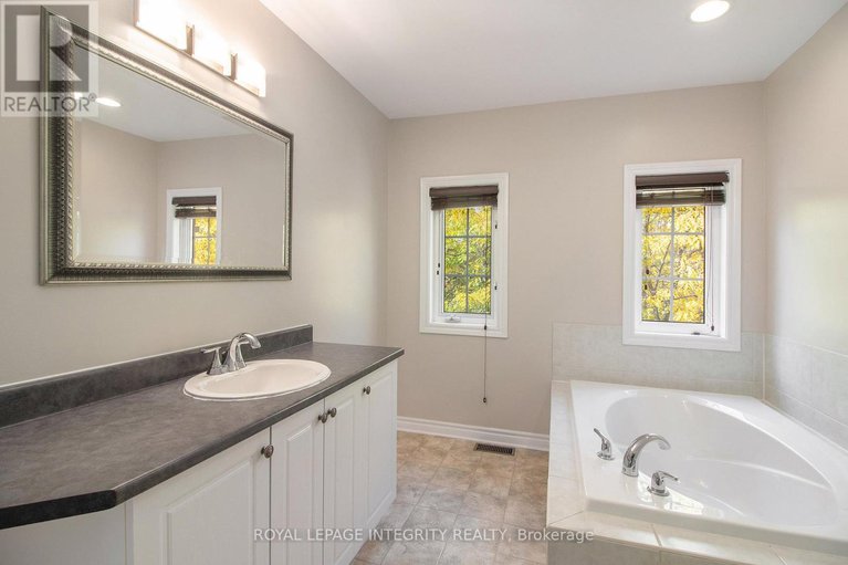 28926999/2080-melette-crescent/avalon-east/ottawa/ontario/K4A4X2_20
