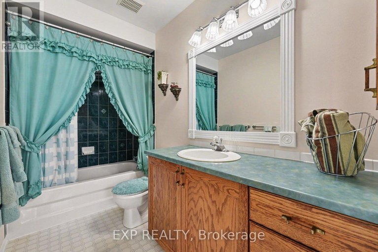 29405878/176-windhurst-drive/barrhaven-east/ottawa/ontario/K2G6J4_25