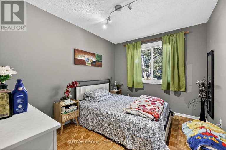 28916928/1000-adley-road-n/carson-grove/ottawa/ontario/K1J8B9_15