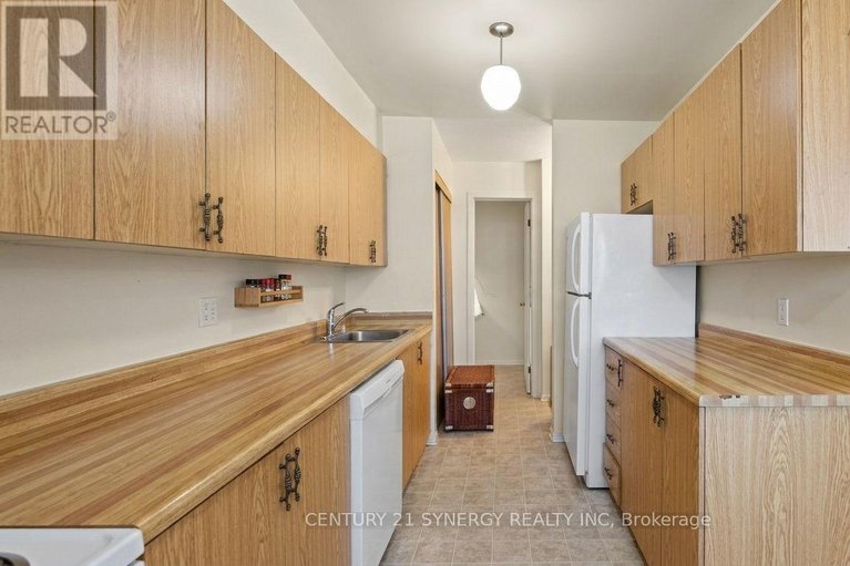 29677903/714-tanguay-court/katimavik/ottawa/ontario/K2L3X2_8