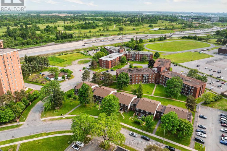 28421721/39j-1958-jasmine-crescent/beacon-hill-south/ottawa/ontario/K1J7W1_31