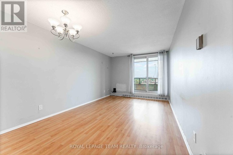 28568196/2005-1785-frobisher-lane/riverview-park/ottawa/ontario/K1G3T7_6