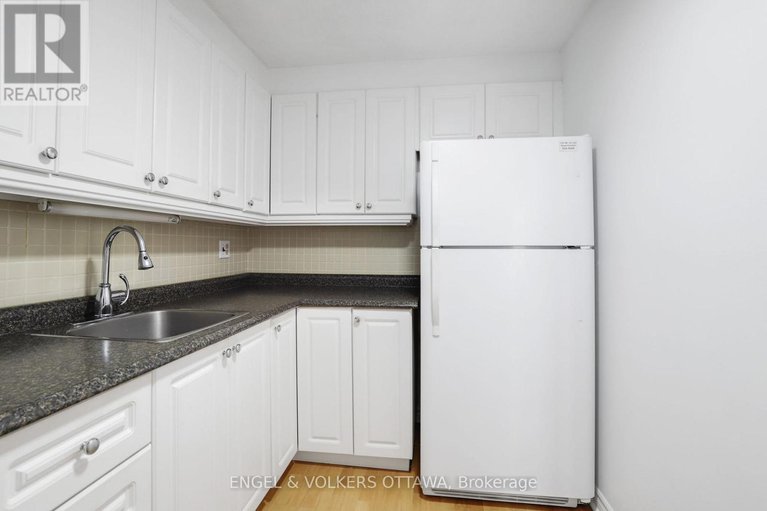 29097244/814-3100-carling-avenue/bayshore/ottawa/ontario/K2B6J6_10