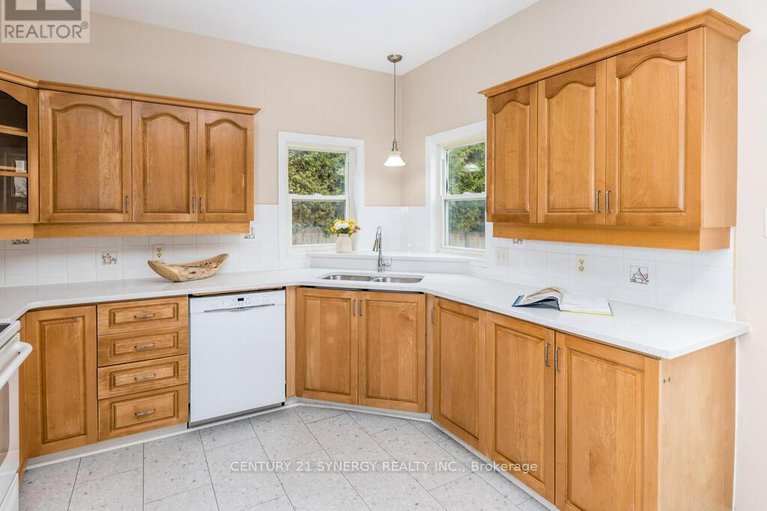 29081852/34-eliza-crescent/stittsville-south/ottawa/ontario/K2S2A3_18