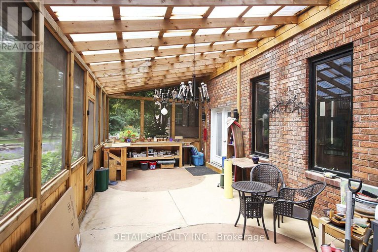 28573377/1341-shylo-crescent/manotick-east-to-manotick-station/ottawa/ontario/K4M1B7_41