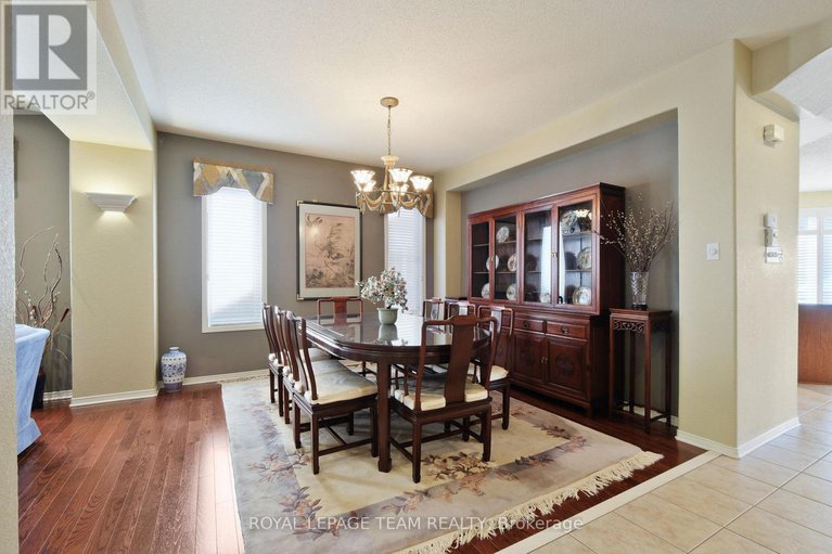 28427470/2885-brigham-way/upper-hunt-club/ottawa/ontario/K1T3Y8_9