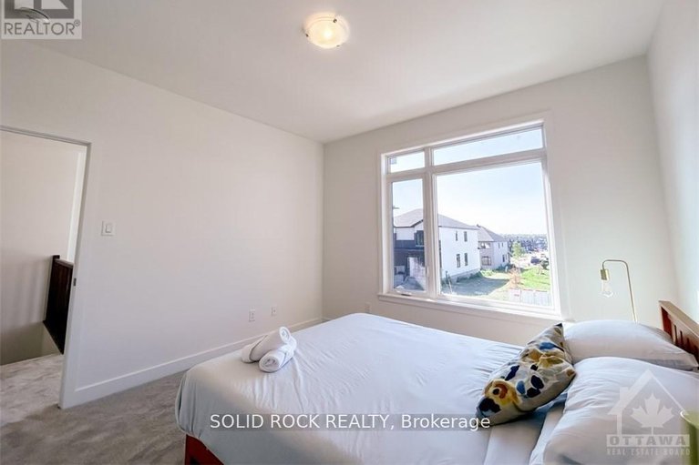 29326941/764-ovation-grove/leitrim/ottawa/ontario/K1T3X1_15