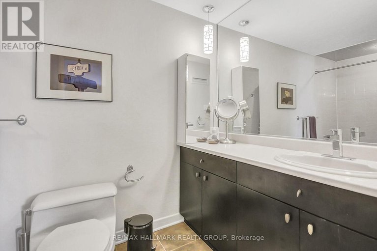 28150348/10-qualicum-street/bruce-farmgraham-parkqualicumbellands/ottawa/ontario/K2H7G8_34