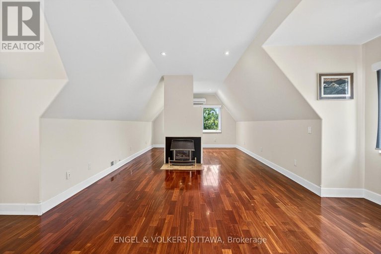 28738761/233-strathburn-street/almonte/mississippi-mills/ontario/K0A1A0_31