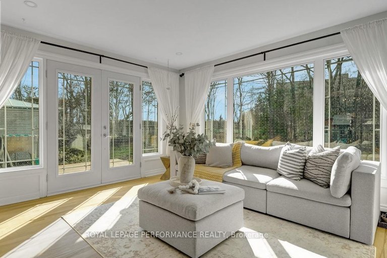 29647561/1638-abbey-road/riverview-park/ottawa/ontario/K1G0H3_15