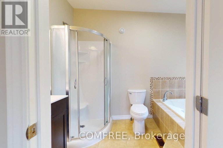 29041005/253-goulburn-avenue/sandy-hill/ottawa/ontario/K1N8E5_24