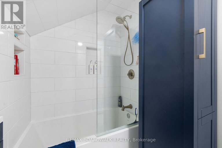 29210498/290-water-street/almonte/mississippi-mills/ontario/K0A1A0_31