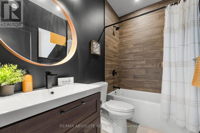 29328725/211-lion-head-drive/pakenham/mississippi-mills/ontario/K0A2X0_28