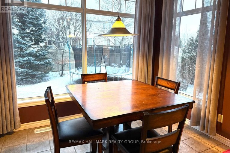 29618648/9-blackshire-circle/stonebridge/ottawa/ontario/K2J5L8_7