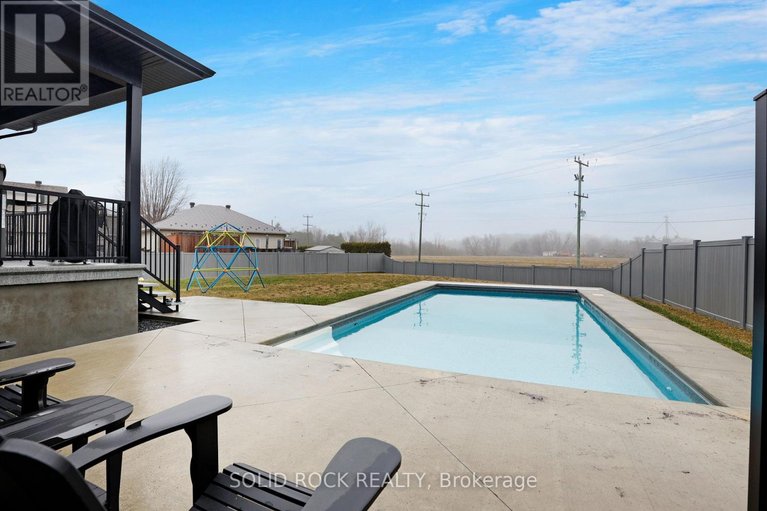 29623865/216-filion-street/embrun/russell/ontario/K0A1W0_44