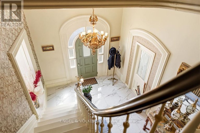 29565530/382-mcgill-street/hawkesbury/hawkesbury/ontario/K6A1R2_22