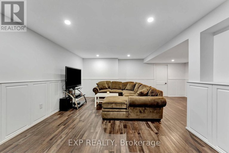 28559574/316-117-pilot-private/emerald-meadowstrailwest/ottawa/ontario/K2V0S4_36