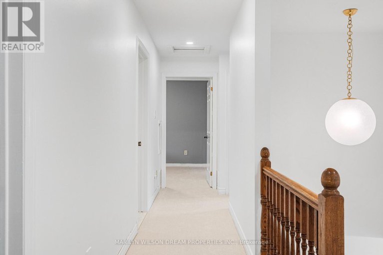 28783066/3-east-healey-avenue/stittsville-south/ottawa/ontario/K2S1J9_31