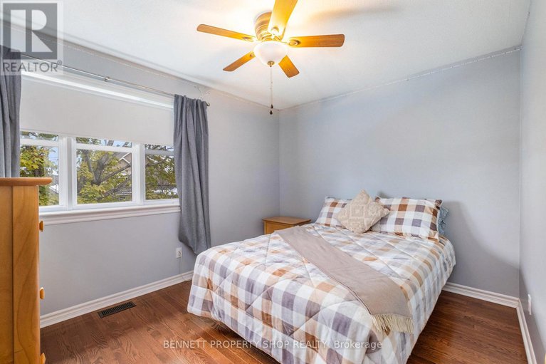 29111121/578-devonwood-circle/blossom-parkkemp-parkfindlay-creek/ottawa/ontario/K1T4E6_27