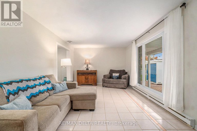 29018598/1060-st-jacques-street/town-of-rockland/clarence-rockland/ontario/K4K1B8_9
