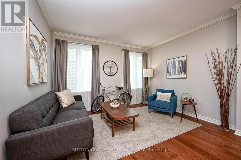 28623139/329-west-ridge-drive/stittsville-south/ottawa/ontario/K2S2G7_11