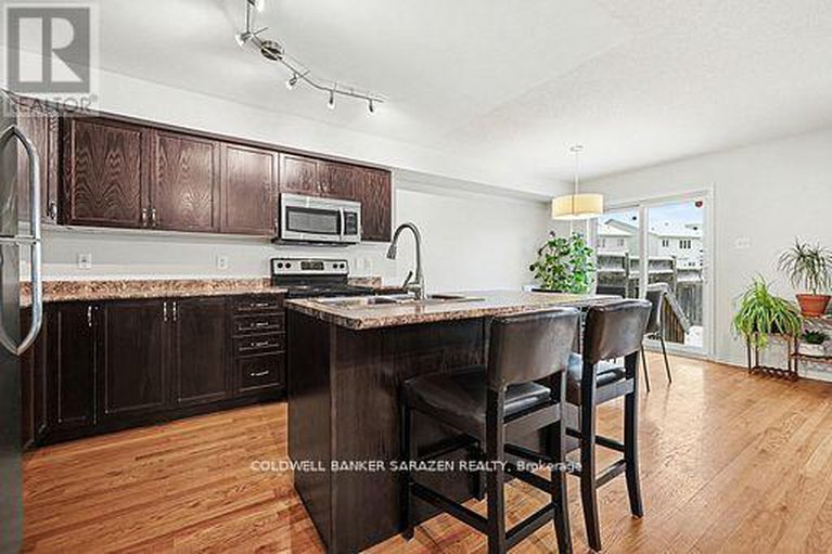 29378873/157-lokoya-street/emerald-meadowstrailwest/ottawa/ontario/K2S0J5_5