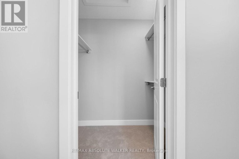 29090104/584-paakanaak-avenue/blossom-parkkemp-parkfindlay-creek/ottawa/ontario/K1X0J6_30