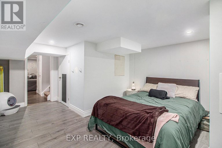 29002089/1105-taffy-lane/convent-glen-north/ottawa/ontario/K1C1Y4_23