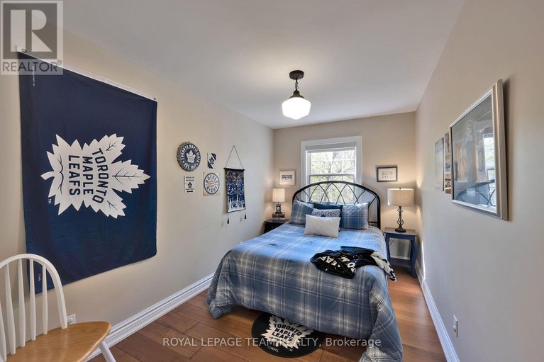 28320993/270-morris-island-drive/fitzroy/ottawa/ontario/K7S3G7_34