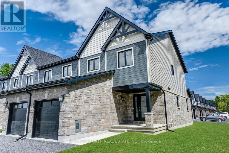27848819/207-peacock-drive/village-of-russell/russell/ontario/K4R0A1_2