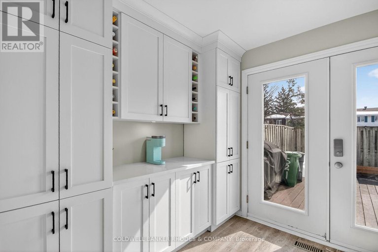 29438114/521-orkney-private/carleton-square/ottawa/ontario/K2C3M7_15