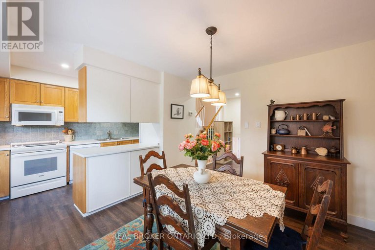 28141564/31-reaney-court/beaverbrook/ottawa/ontario/K2K1W7_17