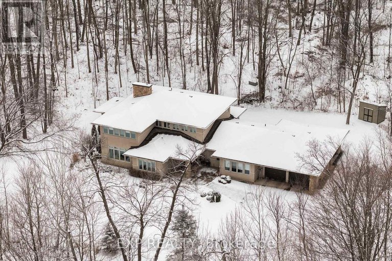 29369417/5759-queenscourt-crescent/manotick-east-to-manotick-station/ottawa/ontario/K4M1K3_5